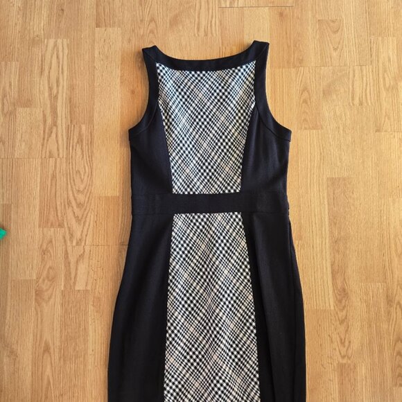 White House Black Market Sheath Dress | Size 10 - Picture 6 of 8